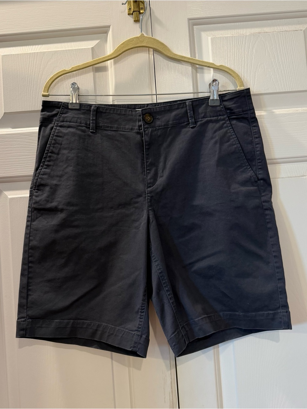 LOFT NWT Monroe Gray Bermuda Shorts Size 10